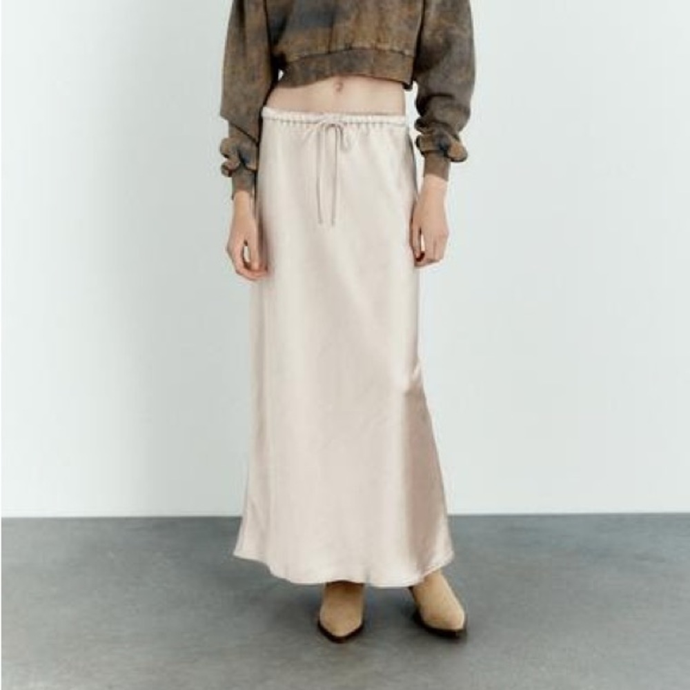 ZARA SATIN EFFECT LONG SKIRT
